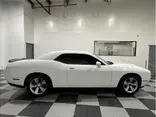 WHITE, 2016 DODGE CHALLENGER Thumnail Image 4