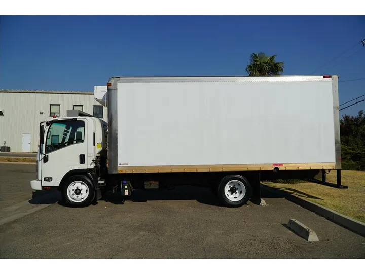 WHITE, 2014 ISUZU NQR/NRR Image 7