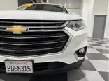 WHITE, 2018 CHEVROLET TRAVERSE Thumnail Image 10