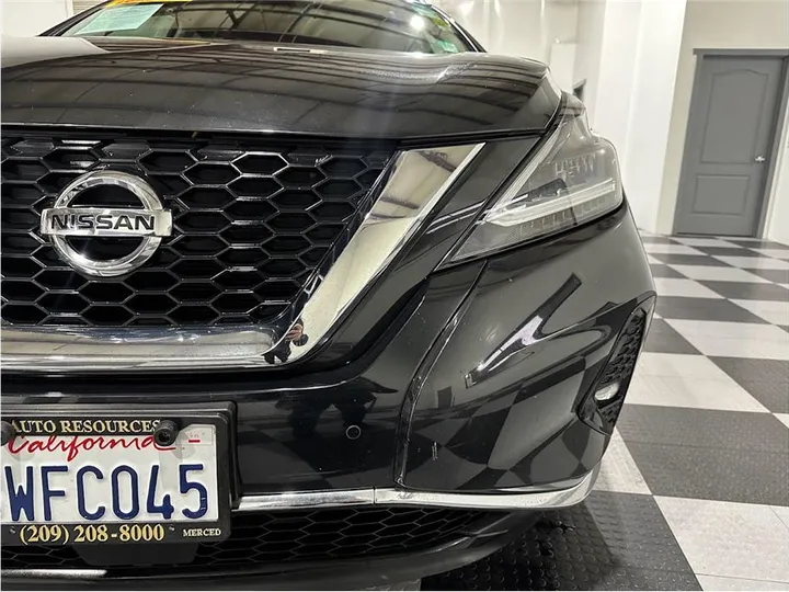 BLACK, 2021 NISSAN MURANO Image 10