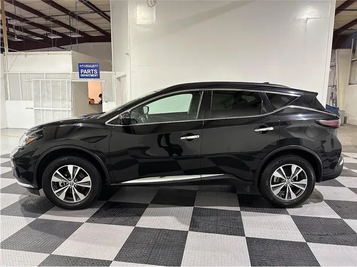 BLACK, 2021 NISSAN MURANO Image 8