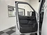 WHITE, 2019 NISSAN NV3500 HD CARGO Thumnail Image 10