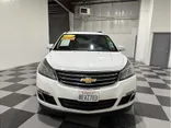 WHITE, 2017 CHEVROLET TRAVERSE Thumnail Image 3