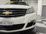 WHITE, 2017 CHEVROLET TRAVERSE Thumnail Image 10