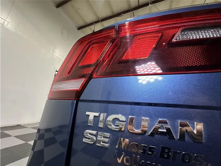 BLUE, 2019 VOLKSWAGEN TIGUAN Image 23