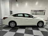 WHITE, 2018 NISSAN ALTIMA Thumnail Image 4