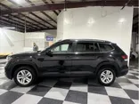 BLACK, 2021 VOLKSWAGEN ATLAS Thumnail Image 8