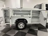 NO COLOR, 2017 FORD F350 SUPER DUTY CREW CAB & CHASSIS Thumnail Image 22