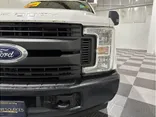 NO COLOR, 2017 FORD F350 SUPER DUTY CREW CAB & CHASSIS Thumnail Image 10