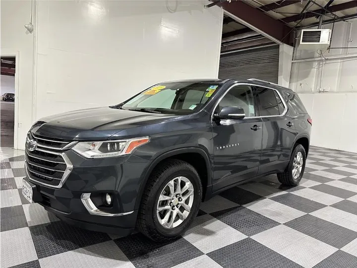 TEAL, 2019 CHEVROLET TRAVERSE Image 9