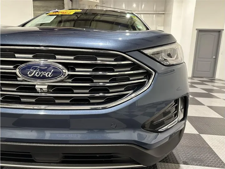 BLUE, 2019 FORD EDGE Image 10