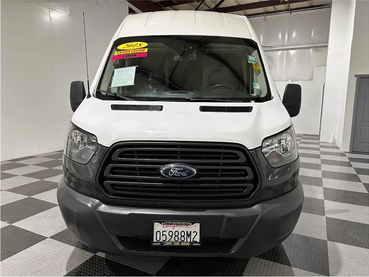 WHITE, 2018 FORD TRANSIT 250 VAN Image 2