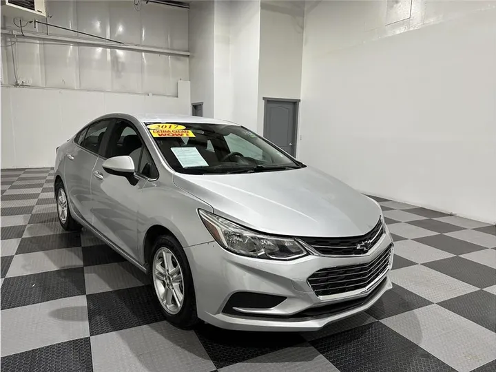 SILVER, 2018 CHEVROLET CRUZE Image 2