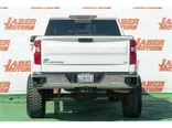 WHITE, 2020 CHEVROLET SILVERADO 1500 CREW CAB Thumnail Image 2