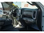 WHITE, 2020 CHEVROLET SILVERADO 1500 CREW CAB Thumnail Image 9
