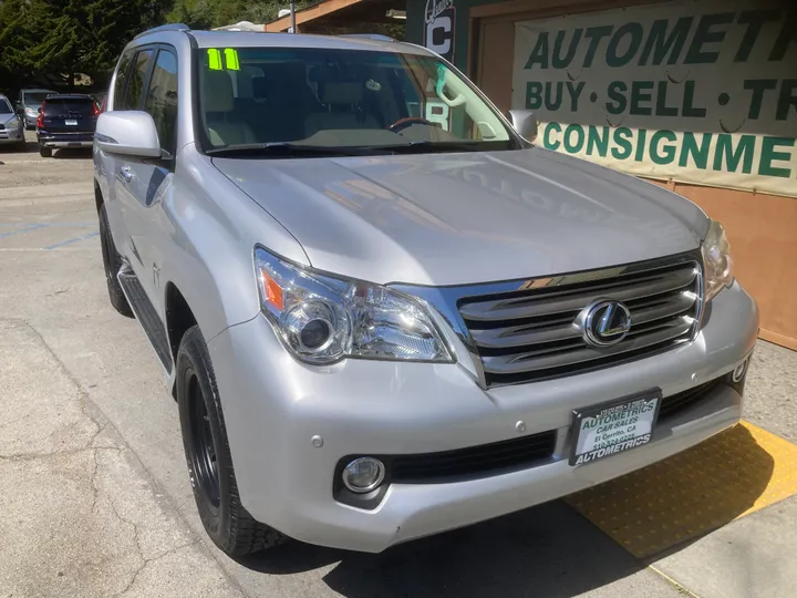 GREY, 2011 LEXUS GX Image 2