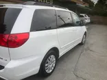 WHITE, 2008 TOYOTA SIENNA Thumnail Image 3