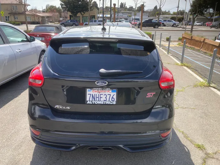 BLACK, 2015 FORD FOCUS ST Image 2