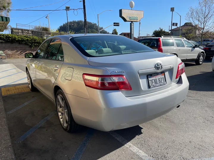 SILVER, 2007 TOYOTA CAMRY Image 3