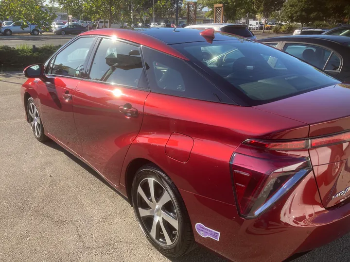 RED, 2019 TOYOTA MIRAI Image 4