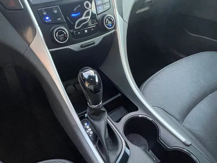 PEWTER, 2015 HYUNDAI SONATA Image 20