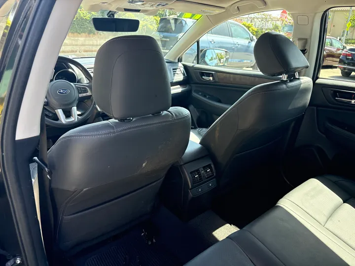 BLACK, 2017 SUBARU OUTBACK Image 11