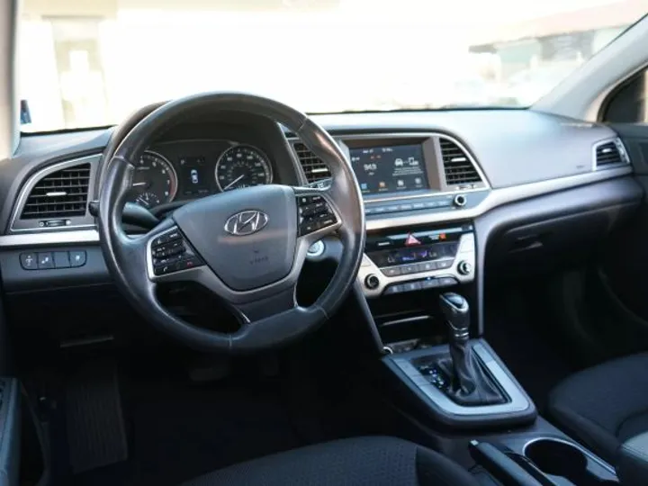 BLUE, 2017 HYUNDAI ELANTRA Image 14