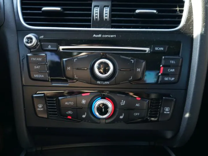 2014 AUDI A4 Image 17
