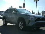 2021 TOYOTA RAV4 Thumnail Image 9