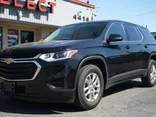 BLACK, 2021 CHEVROLET TRAVERSE Thumnail Image 3