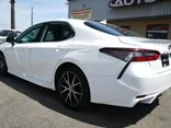 WHITE, 2022 TOYOTA CAMRY Thumnail Image 5