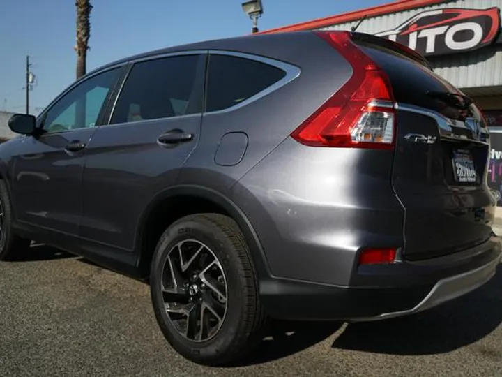 GRAY, 2015 HONDA CR-V Image 5