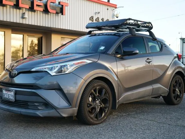 2018 TOYOTA C-HR Image 3