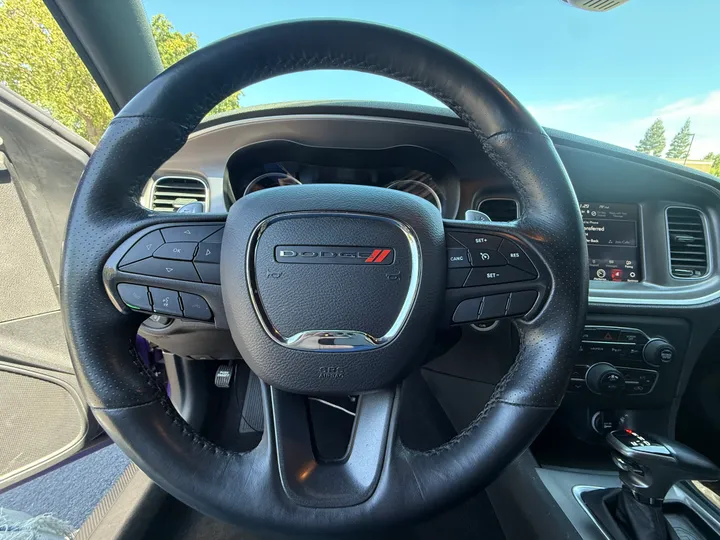 PURPLE, 2019 DODGE CHARGER Image 20