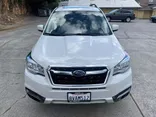 WHITE, 2018 SUBARU FORESTER Thumnail Image 10