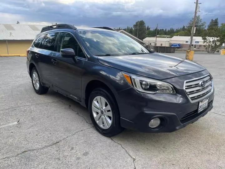 BLUE, 2017 SUBARU OUTBACK Image 7