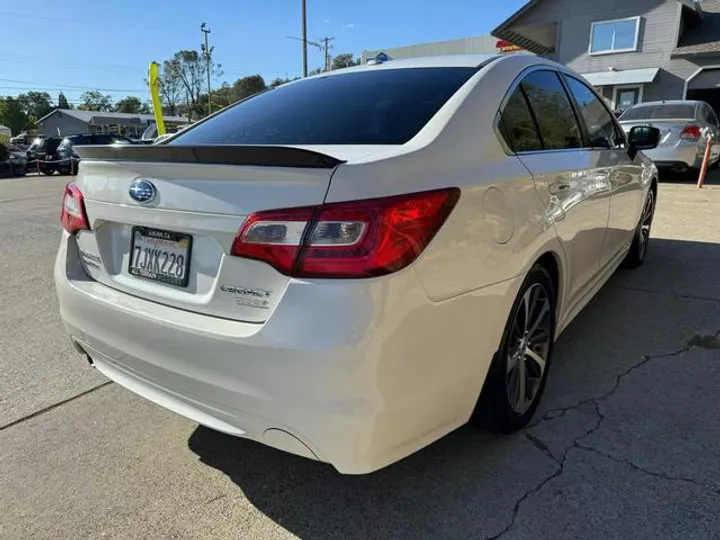 WHITE, 2015 SUBARU LEGACY Image 6