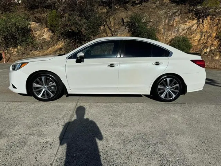 WHITE, 2015 SUBARU LEGACY Image 2