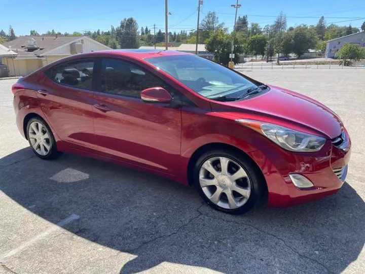 RED, 2011 HYUNDAI ELANTRA Image 9