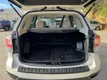 WHITE, 2017 SUBARU FORESTER Thumnail Image 19