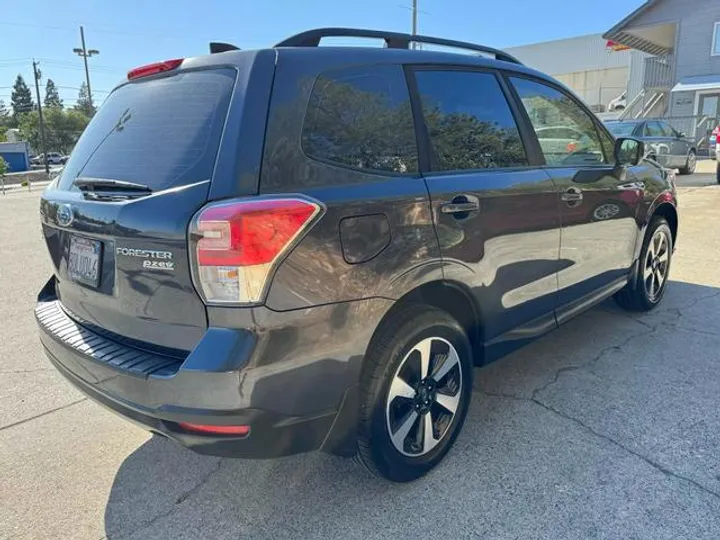 GRAY, 2017 SUBARU FORESTER Image 7