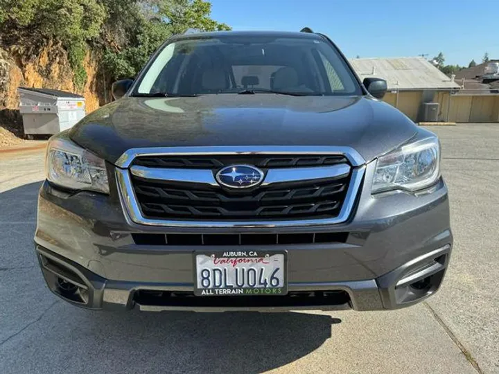 GRAY, 2017 SUBARU FORESTER Image 10