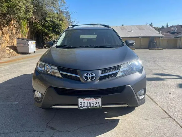 GRAY, 2015 TOYOTA RAV4 Image 9