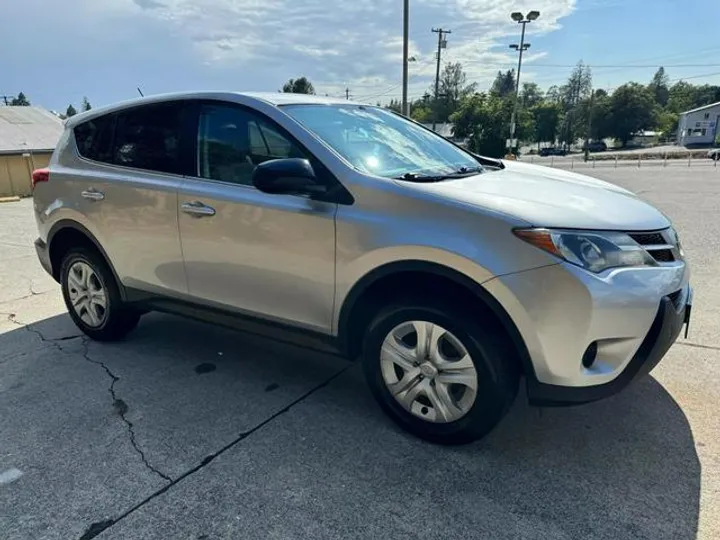 SILVER, 2013 TOYOTA RAV4 Image 9