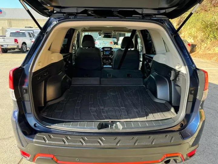 BLUE, 2020 SUBARU FORESTER Image 19