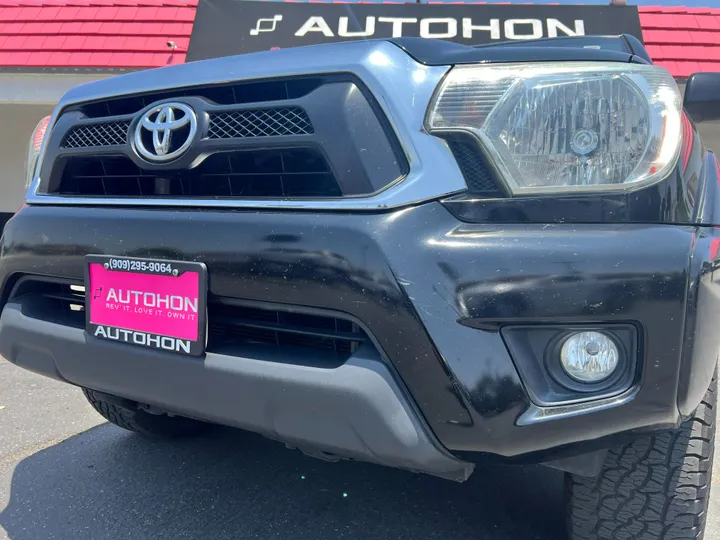 BLACK, 2015 TOYOTA TACOMA DOUBLE CAB Image 3