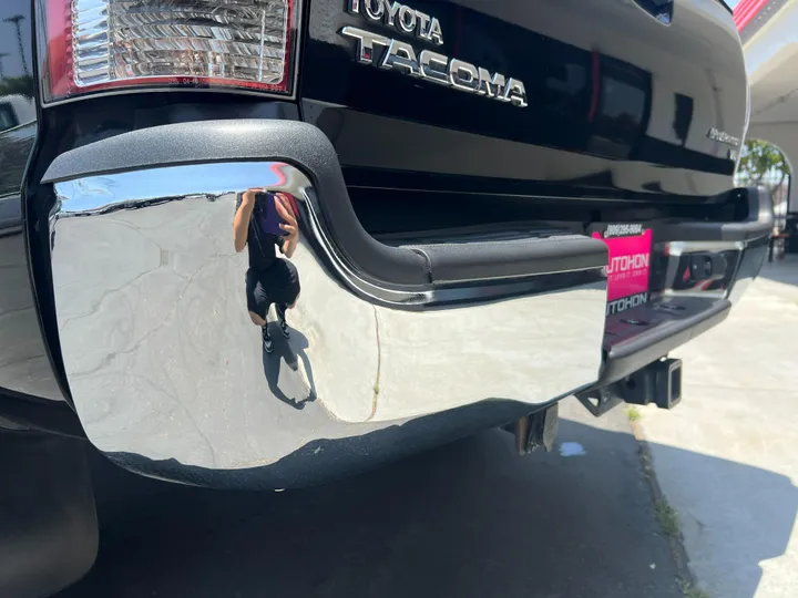 BLACK, 2015 TOYOTA TACOMA DOUBLE CAB Image 11