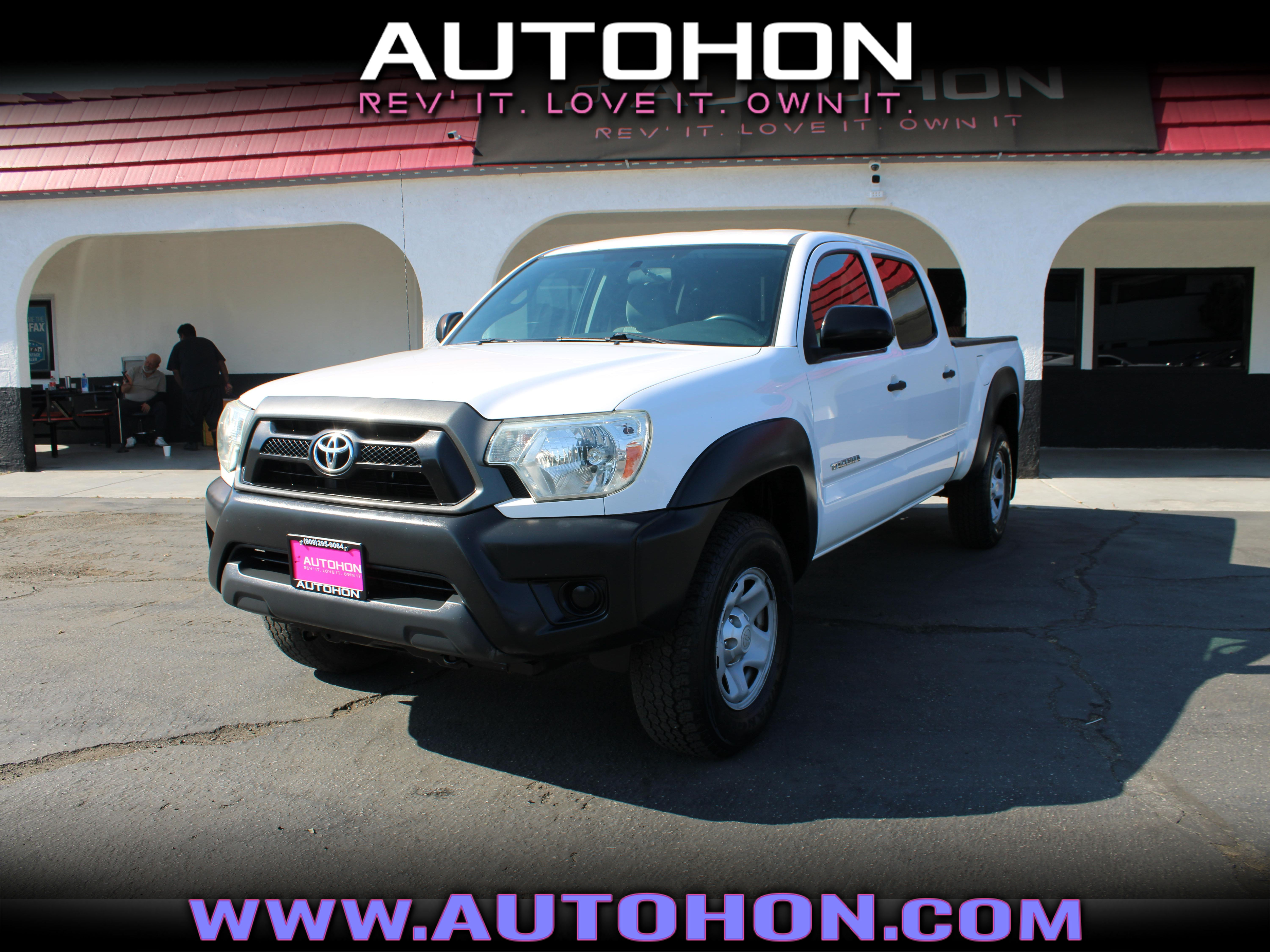 WHITE, 2014 TOYOTA TACOMA DOUBLE CAB Image 1