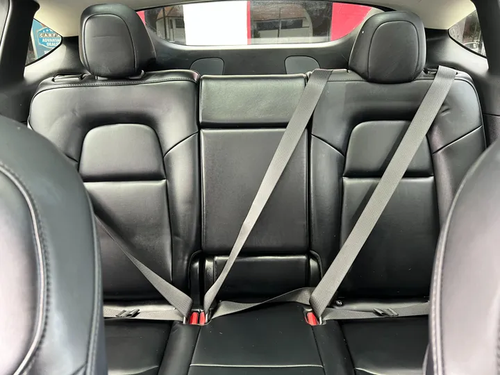 WHITE, 2021 TESLA MODEL Y Image 18