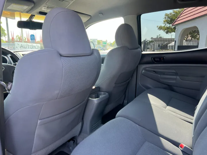 SILVER, 2010 TOYOTA TACOMA DOUBLE CAB Image 18